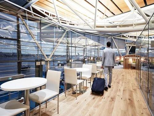 Gain access to the SkyTeam lounge at Vancouver International Airport thanks to the Scotia Gold Amex