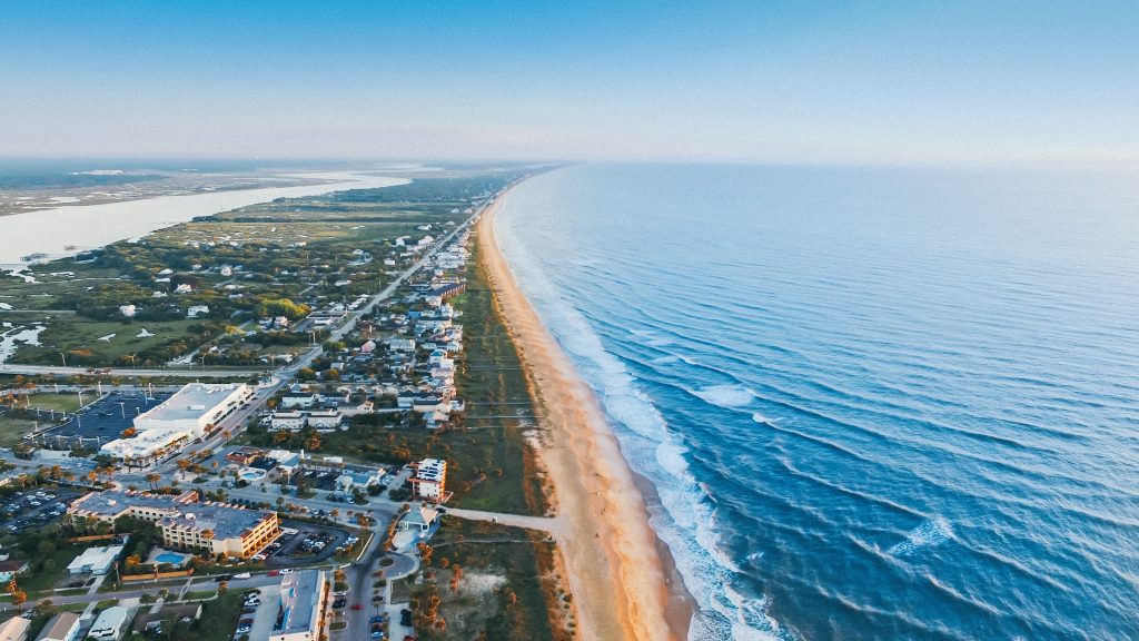 The new Annual Travel Redemption Benefit on the American Express AIR Miles Platinum Credit Card will have you thinking about your next trip.