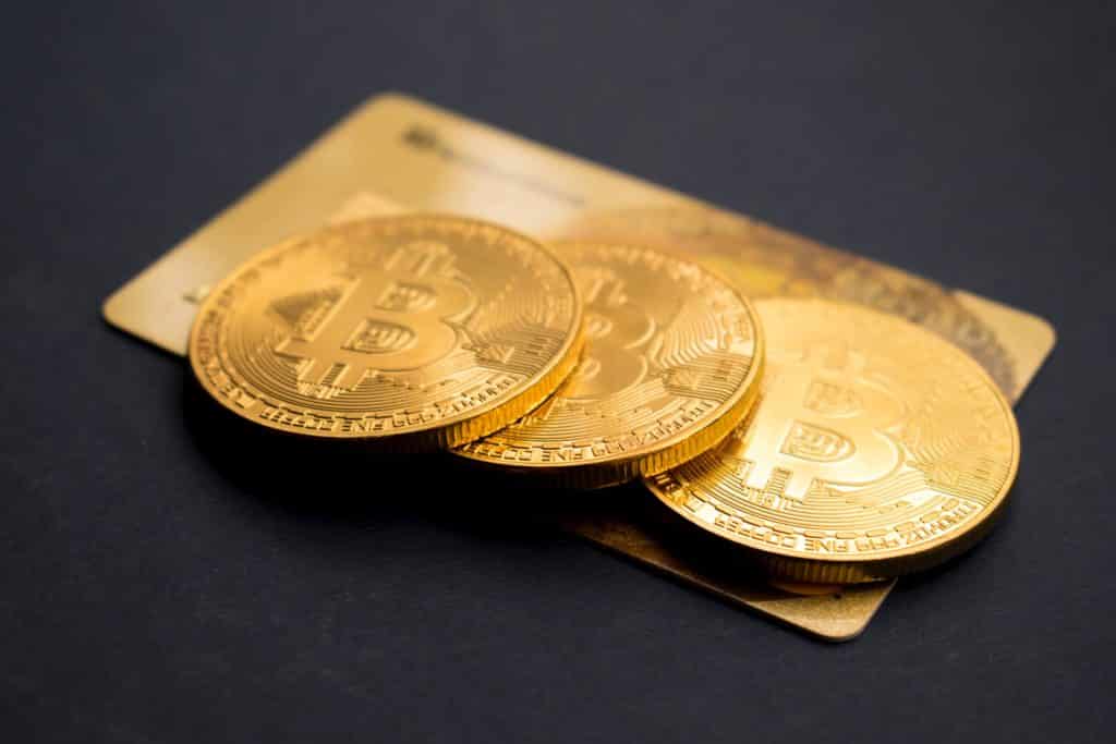 Revolut-Business-Review-debit-card-online-banks-alternatives