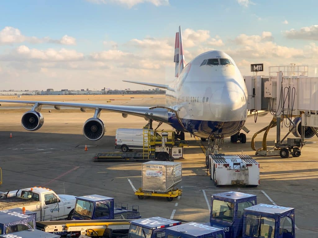 Air-North-cargo-charter-services-flight-Canada-