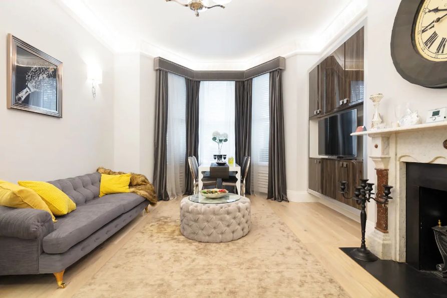 Luxury Kensington Airbnb