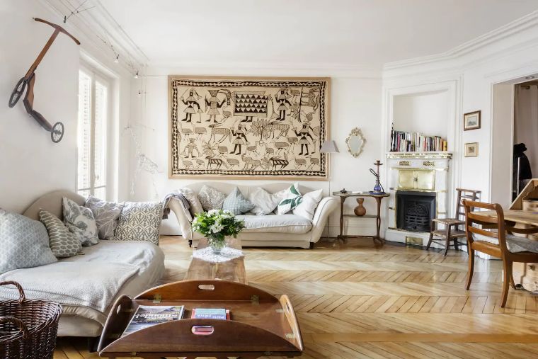 Romantic Apartment in Paris