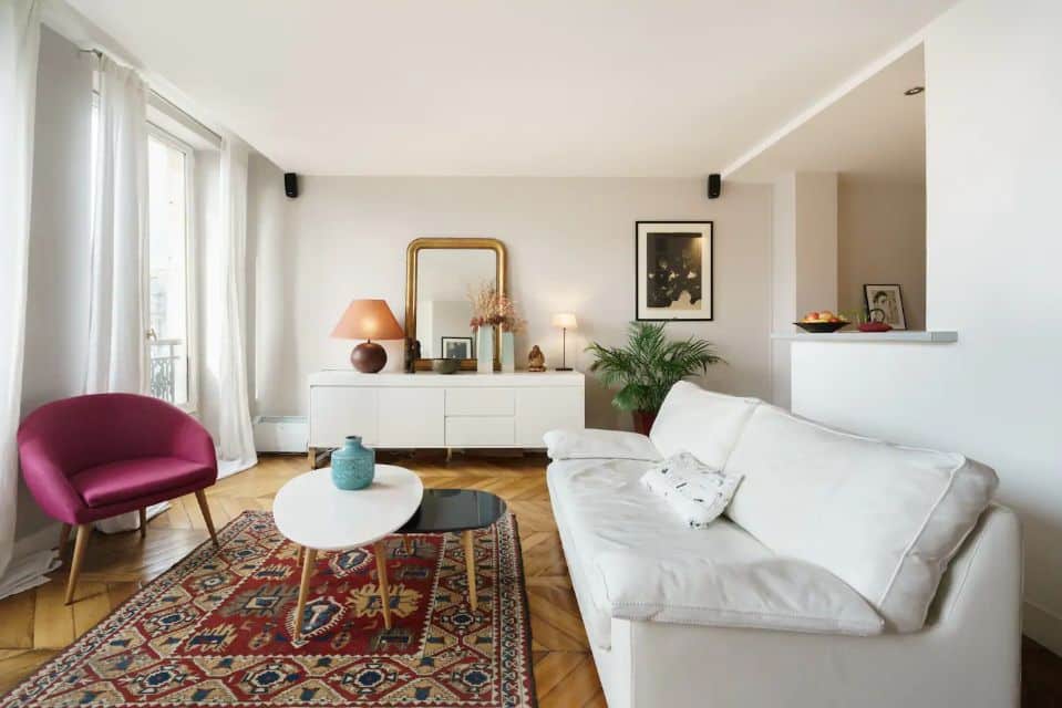 Contemporary home in Marais