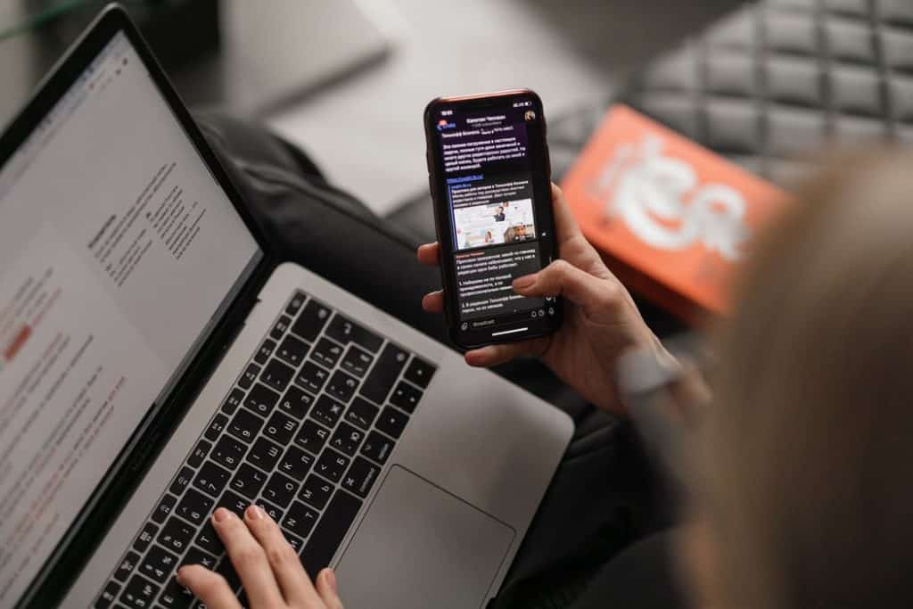 PrimeXBT vs. Capital.com