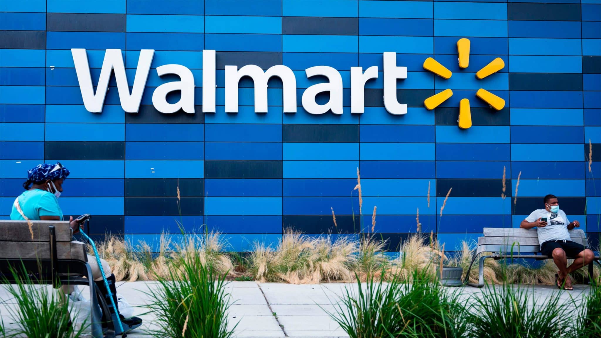 are there walmarts in the uk