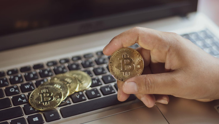 4 Best Crypto Credit Cards in Canada  + $50 Bonus